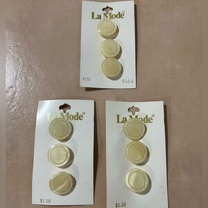 Vintage La Mode Holland Pearl Buttons 19mm – Lot of 9 (3 Cards)